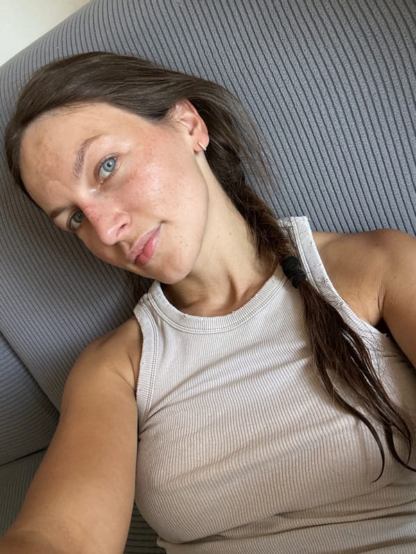 Lazy afternoon at home in Montenegro — lounging, selfies, cooking.