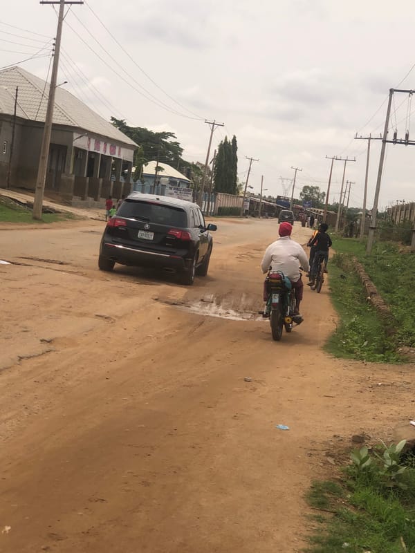 Morning street life documented in Hanwa, Nigeria community