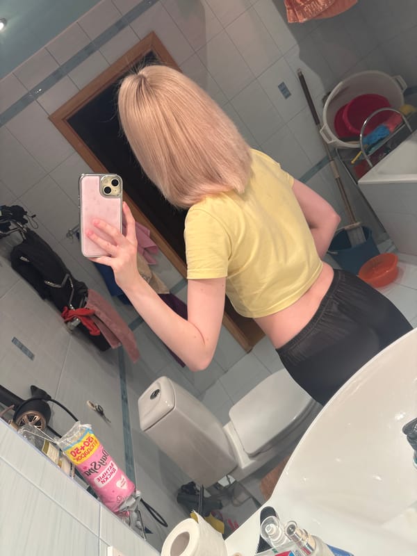 Bathroom mirror selfie session in Sinyavino, Russia