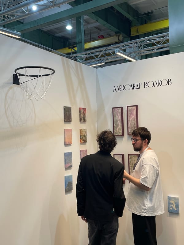 Art exhibition draws visitors to industrial venue in Saint Petersburg