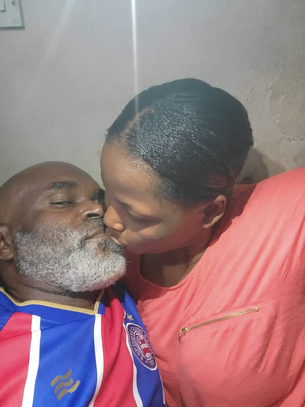 Intimate moments and daily life captured in Sabon Tasha