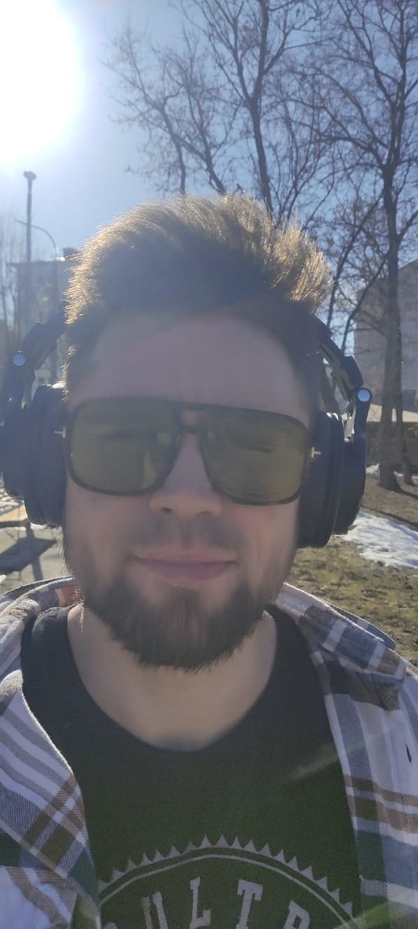 Person enjoys sunny winter day outdoors in Fryazino