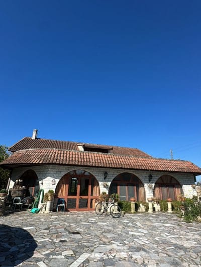 Spring blooms and rural scenes documented in Cutrofiano, Italy