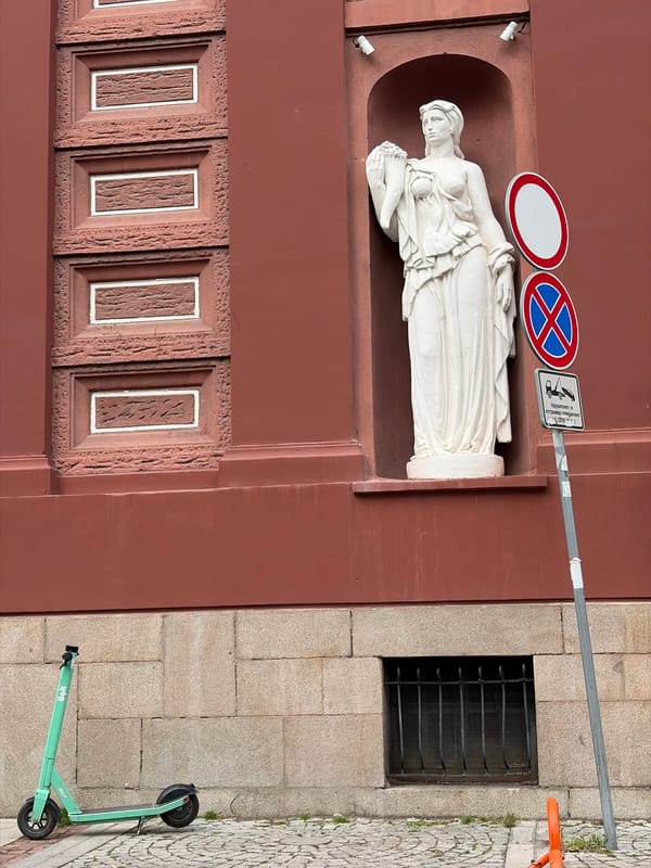 Sofia residents capture ordinary city life moments