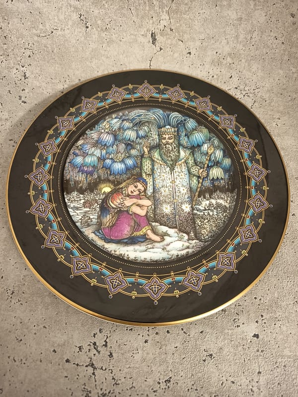 Fantasy-themed decorative plates documented in Swiss village