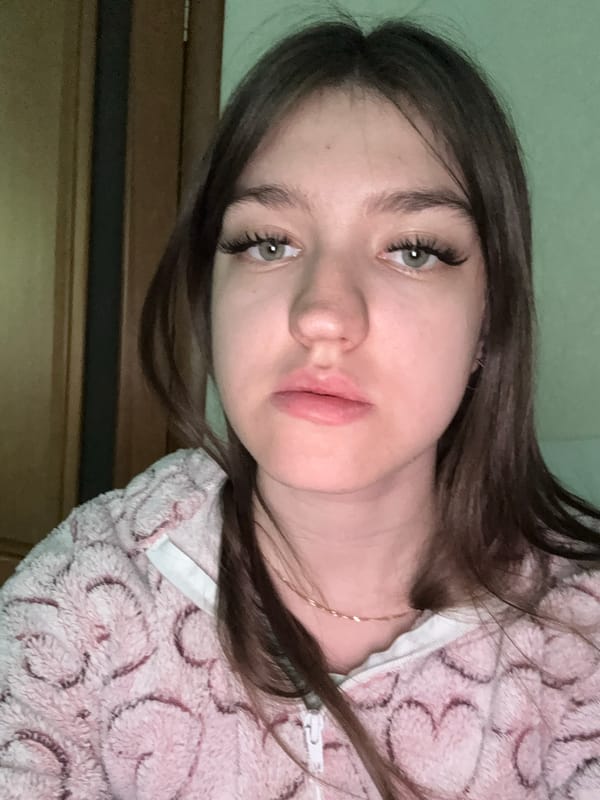 Portrait session captures young woman in close-up photographs