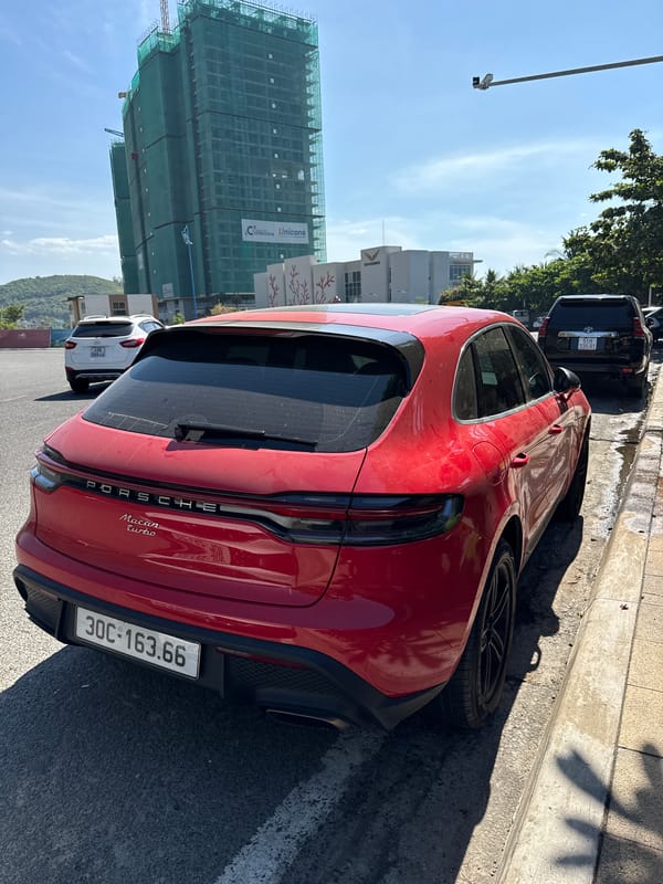 Snapshots of Nha Trang streets, roads, and resort grounds