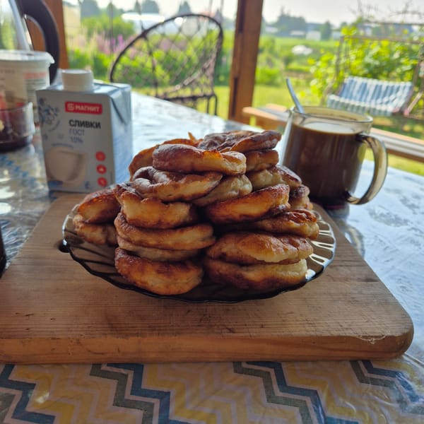 Dacha breakfast table, Novostroyka countryside