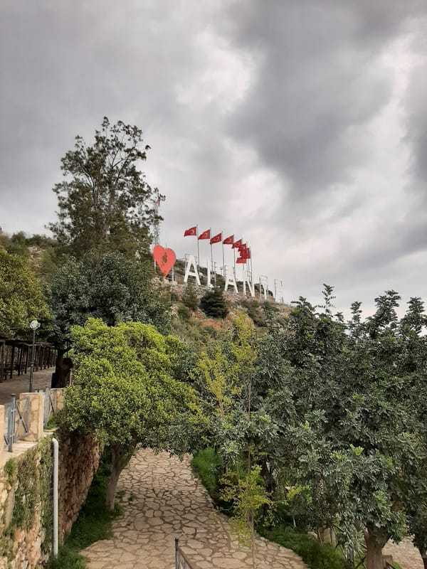 Tourist captures scenic hillside views of Alanya, Turkey