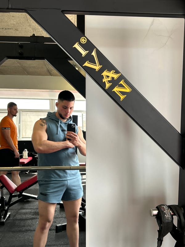 Gym selfie captured in Buhovo, Bulgaria weightlifting facility