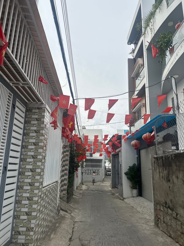Morning life documented in Bac Nha Trang Ward, Vietnam