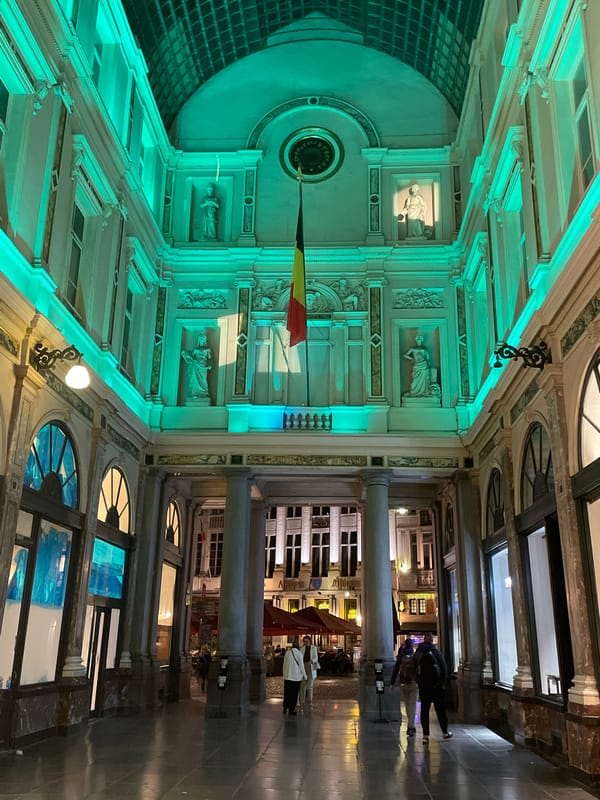 Evening documentation of Brussels' illuminated Galerie de la Reine