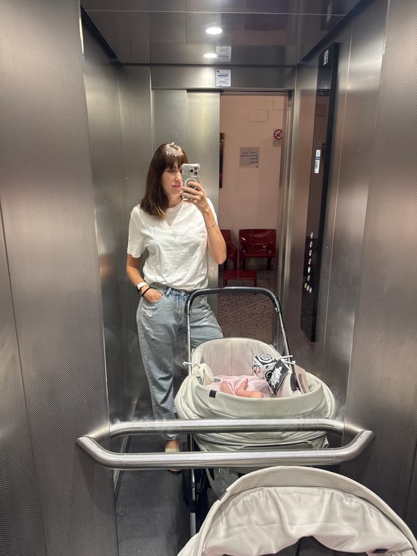 Elevator mirror selfie with stroller, Isola delle Femmine