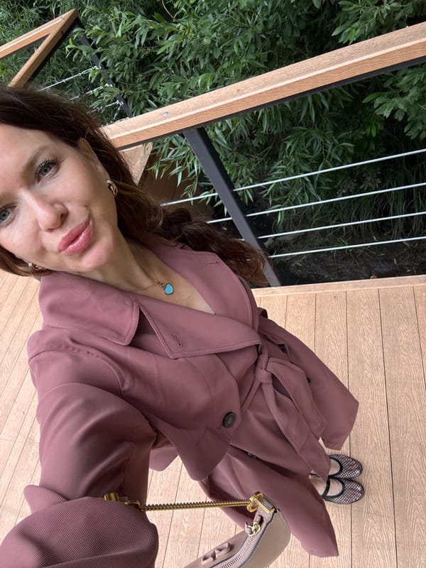 Afternoon stroll, selfies, and cyclists in summer Moscow