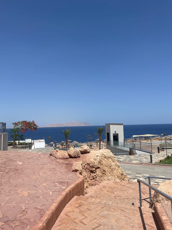 Tourist documents sunny resort scenes across Sharm El Sheikh