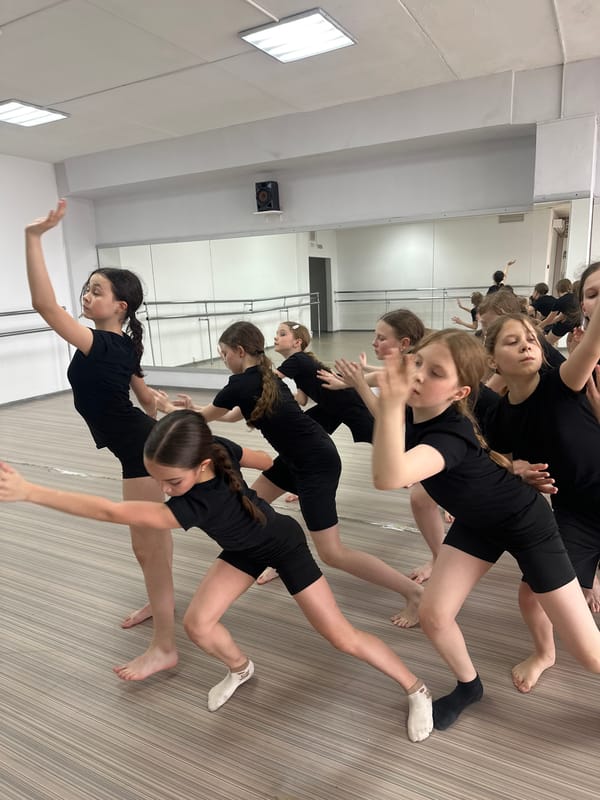 Dance class in session at Votkinsk studio