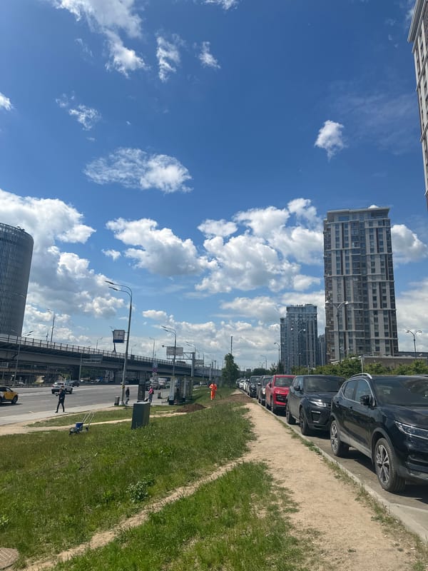 Clear sunny weather observed in Moscow streets