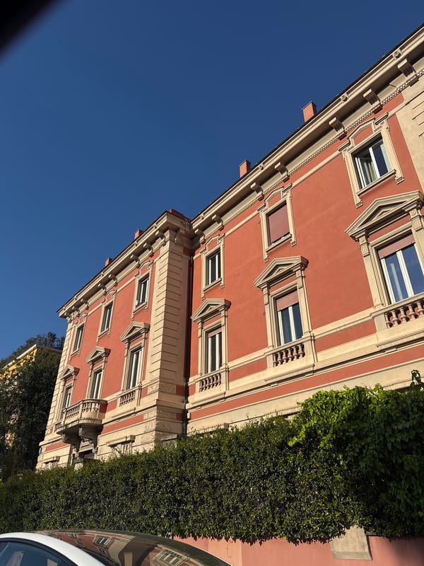 Witness documents Rome's architectural mix from buildings to street art