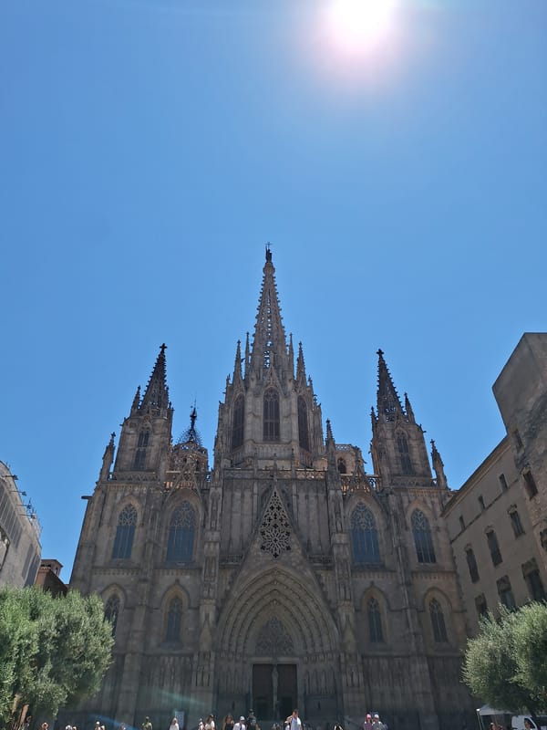 Barcelona Cathedral exterior, Gothic Quarter