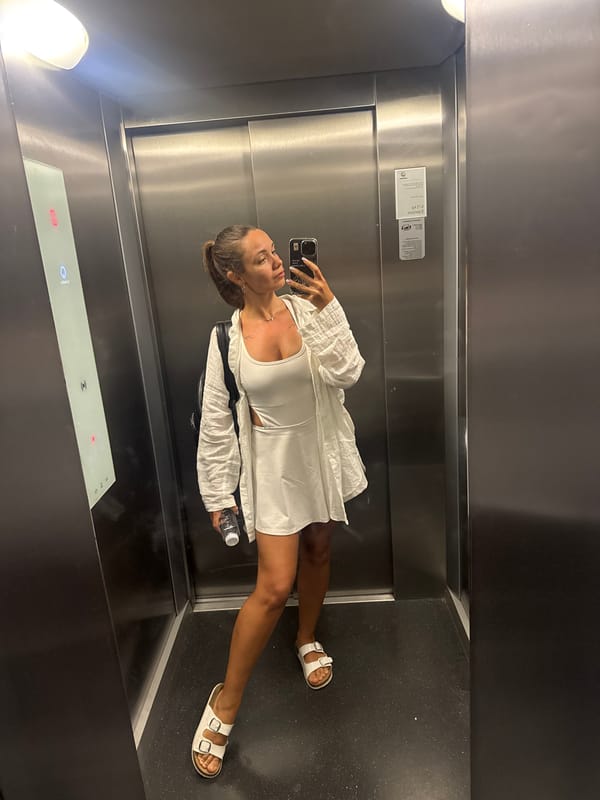 Elevator selfies and a street cat in Budva