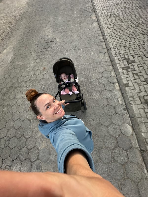 Casual moments captured in Florianópolis: selfie and neighborhood dog