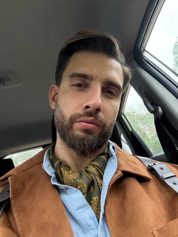 Man spotted in open sunroof car in Sofia