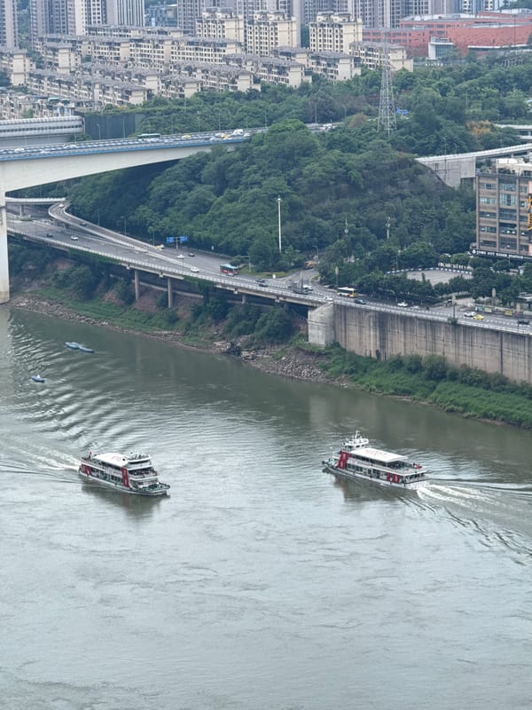 Early morning tourism activity documented across Yuzhong District, Chongqing