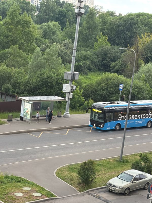 Everyday scenes across Shcherbinka streets and neighborhoods