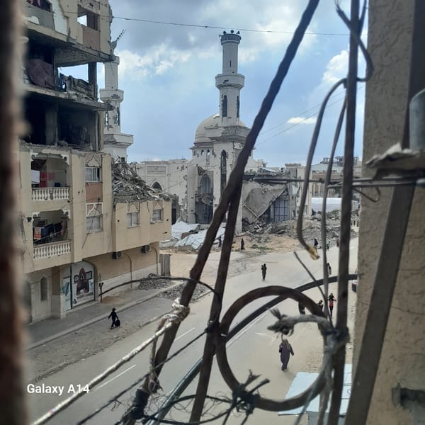 Witness documents destruction and refugee camps in Khan Yunis