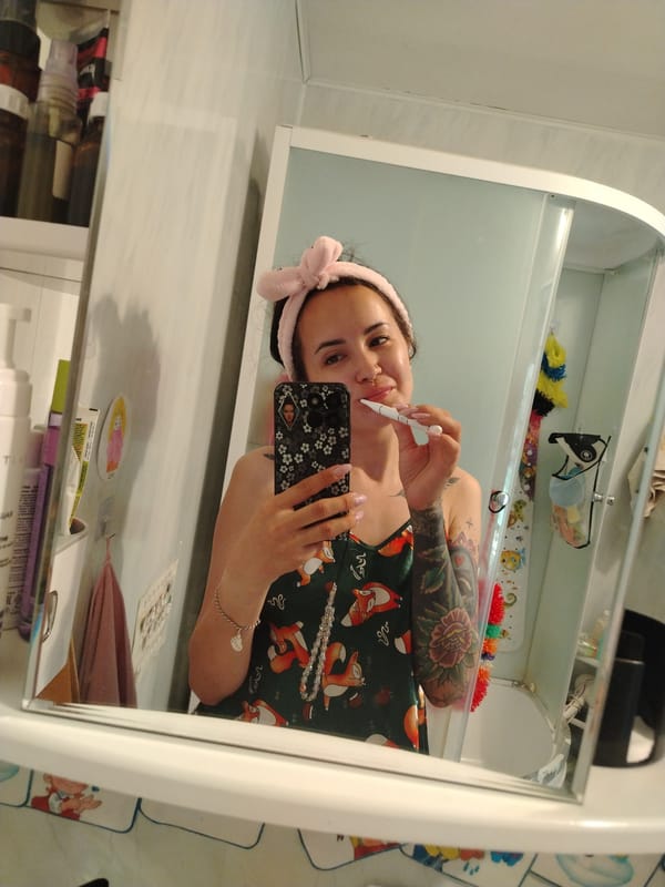 Woman documents early morning routine in Noviy, Russia