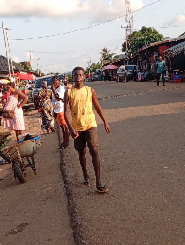 Afternoon street life in Nsugbe, Nigeria