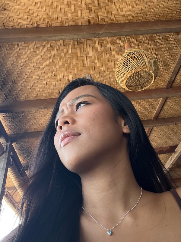 Morning dining scenes captured at North Kuta beachside restaurant