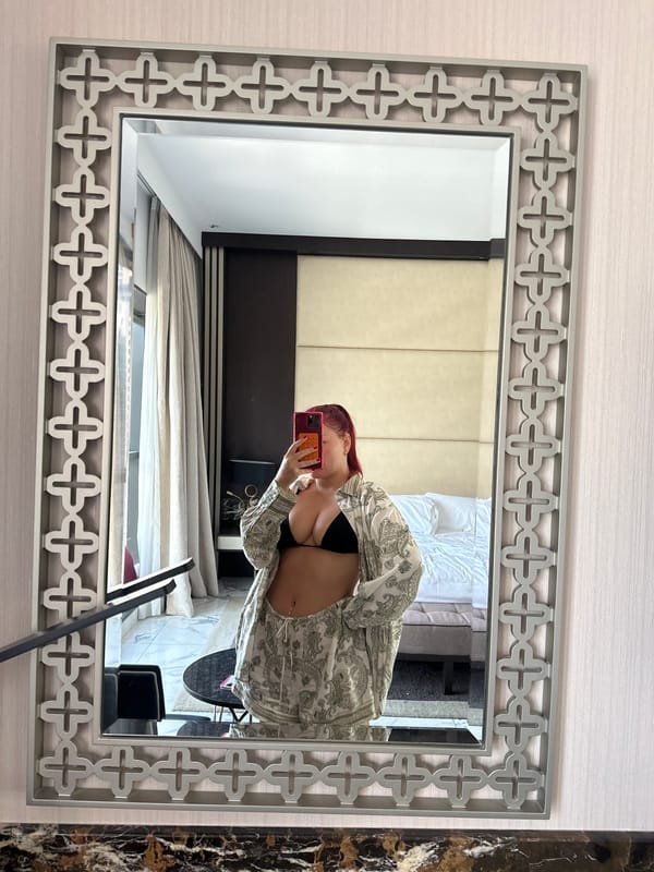 Hotel mirror selfies and Marina skyline, Dubai