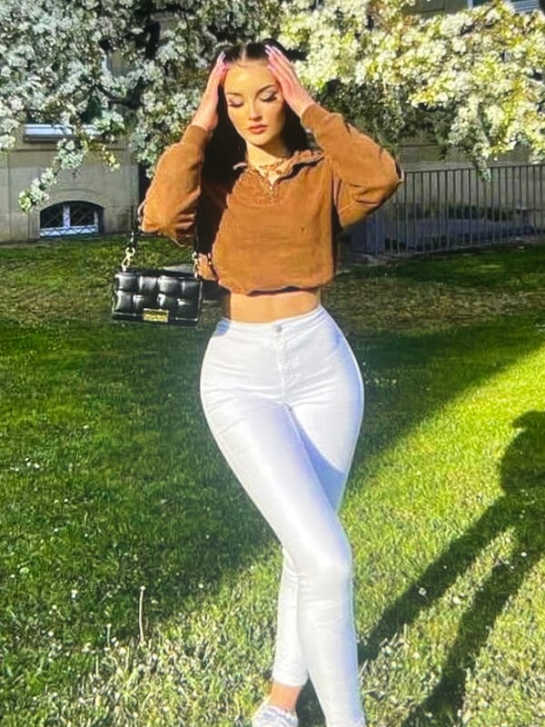 Outfit checks and mirror selfies across gym, home, and outdoor settings
