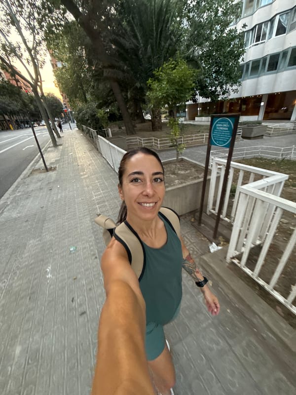 Street-level moments from a Barcelona neighborhood morning