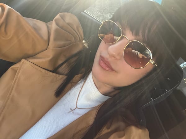 Woman captures personal moments in Chaikovsky, Russia selfie session