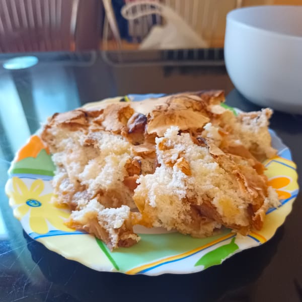 Apples, pie, and a Moscow school from above