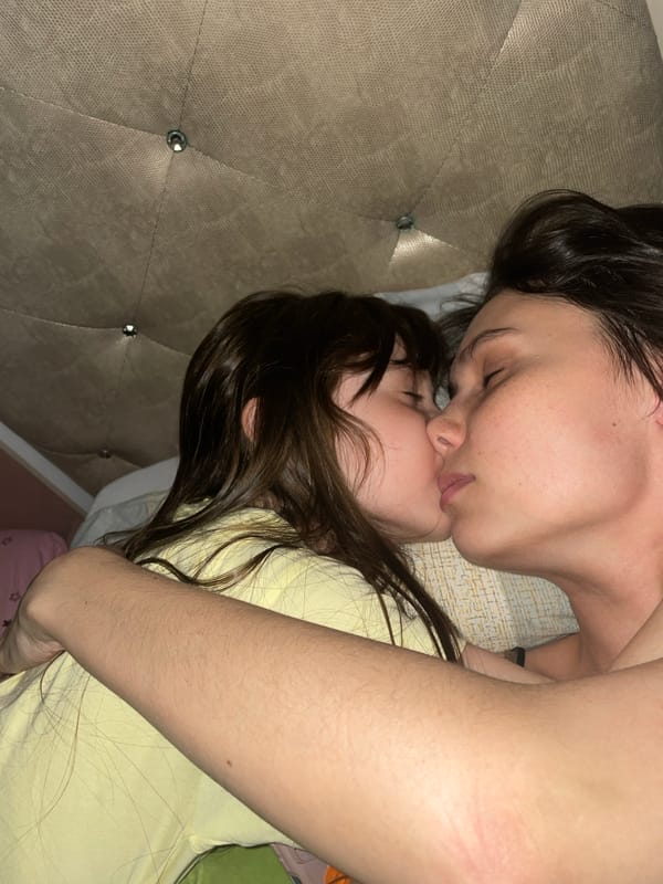 Family moments and mobile gaming captured in Izhevsk apartment