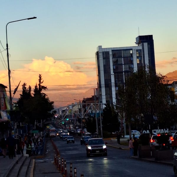 Dusk street scene captured in Wanchaq, Peru