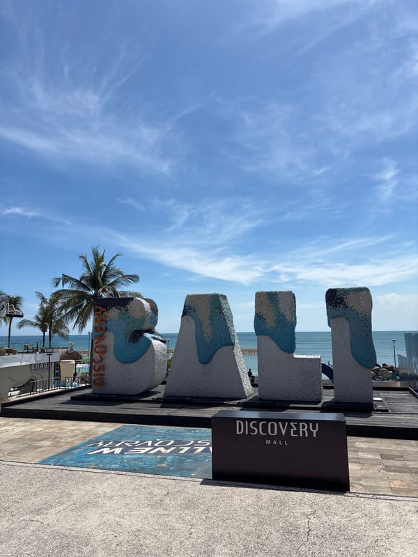 Clear skies observed at Discovery Mall Kuta boardwalk