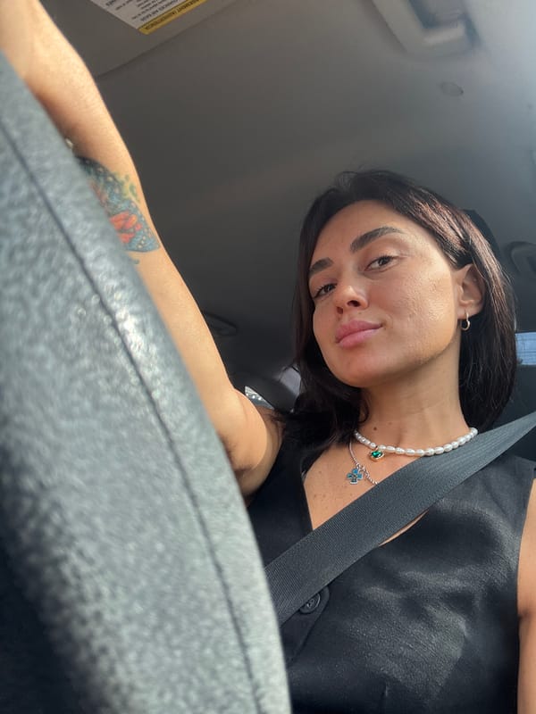 Quick selfie session inside a car in Tbilisi