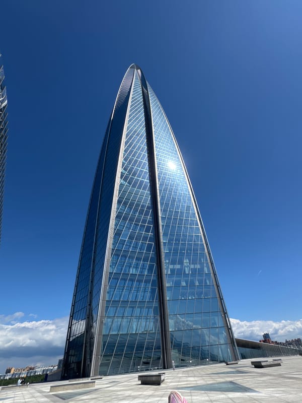 Tourist captures playful skyscraper photos in Saint Petersburg