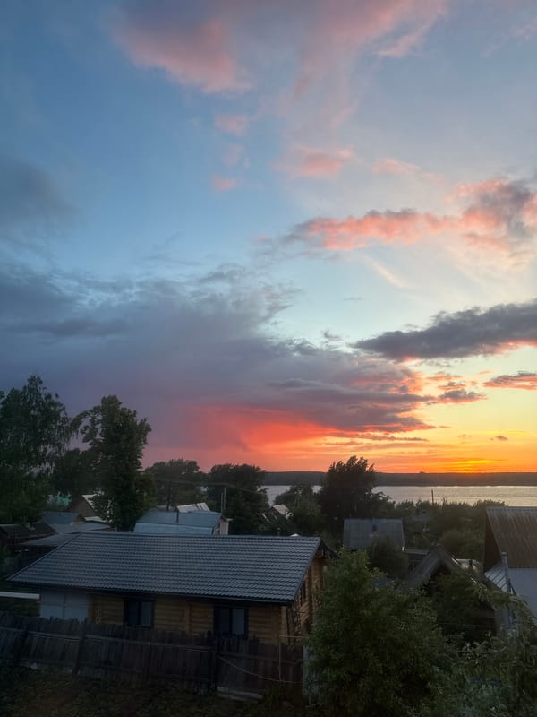 Dramatic sunset over Kama River captivates Chaikovsky, Russia