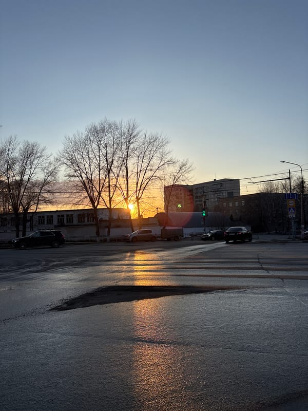 Sunset street scene captured in Ulyanovsk, Russia