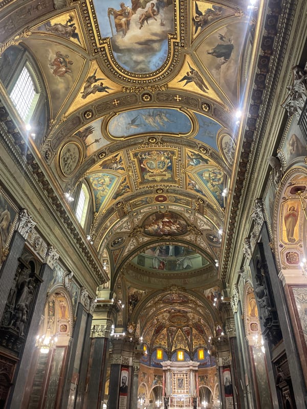 Tourist documents visit to Pompei's Madonna shrine and plaza