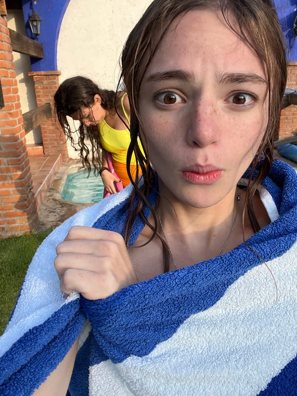 Pool party gathering in Puebla draws young people