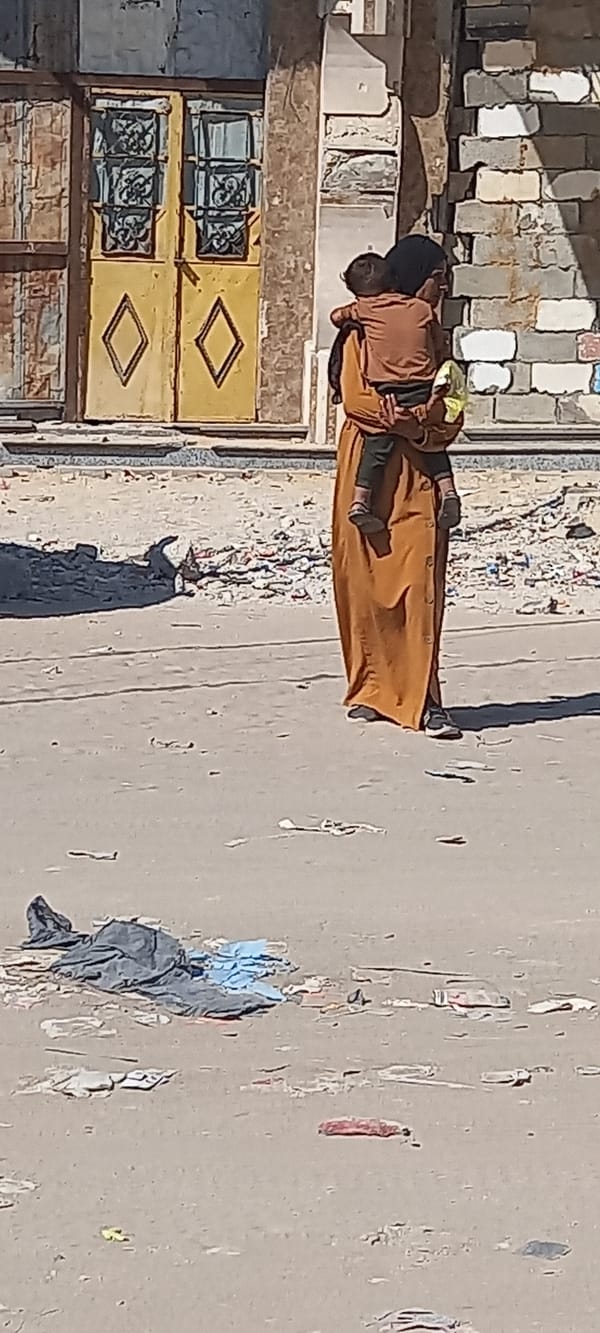 Daily Life Documented in Khan Yunis Streets