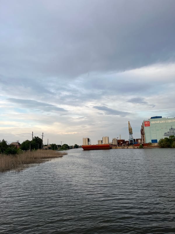 Evening riverside walk in Krasnyye Barrikady industrial waterfront