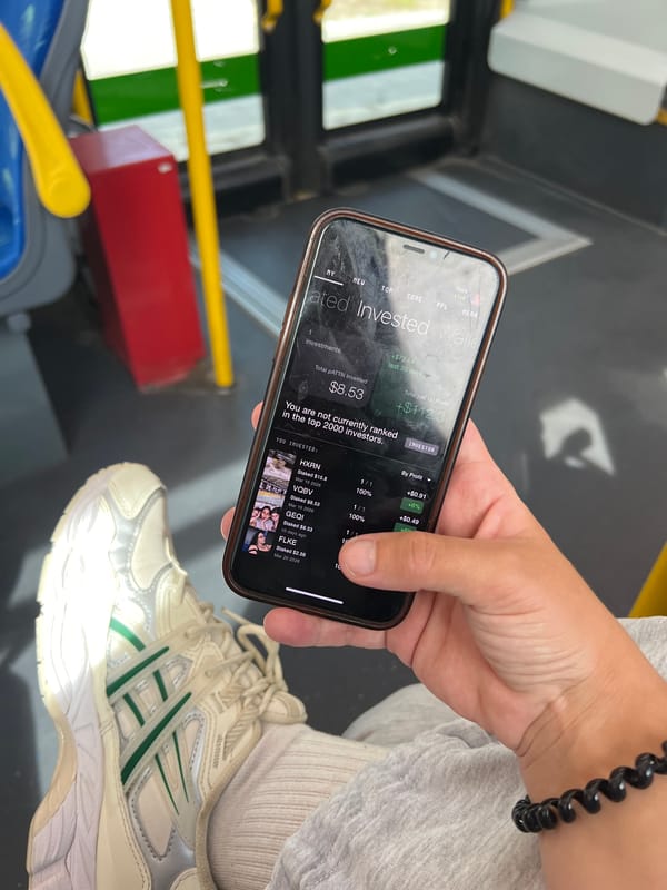 Routine bus transit documented in Khalde, Lebanon