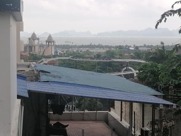 Early morning life documented across Bai Chay Ward, Vietnam
